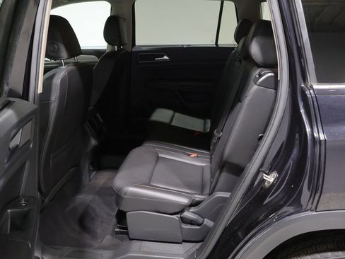 Used 2018 Volkswagen Atlas SE AWD/4WD image 16