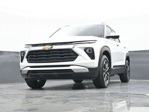 New 2026 Chevrolet TrailBlazer LT w/ Driver Confidence Package FWD image 54