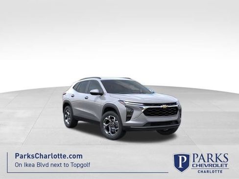 New 2026 Chevrolet Trax LT w/ Driver Confidence Package image 1