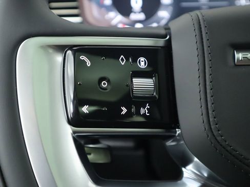 New 2026 Land Rover Range Rover SE image 11