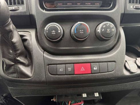 Used 2018 RAM ProMaster 3500 w/ Premium Appearance Group image 27