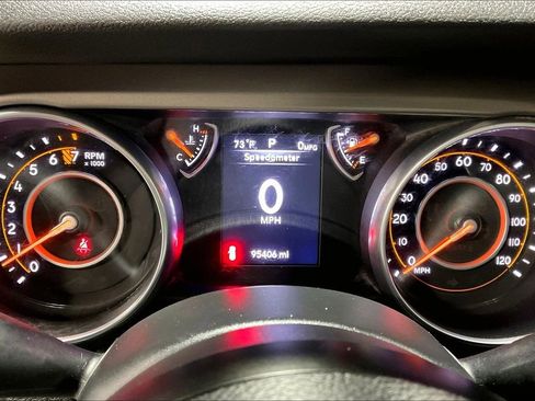 Used 2018 Jeep Wrangler Unlimited Sport image 26