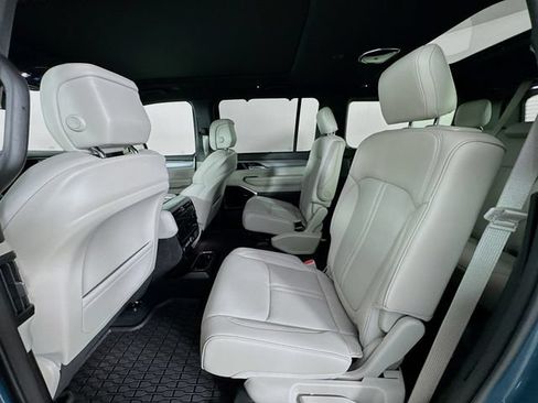 New 2026 Jeep Grand Wagoneer Limited AWD/4WD image 29