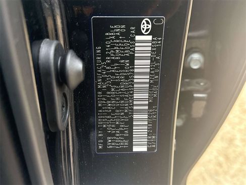 Used 2025 Toyota Corolla SE image 25