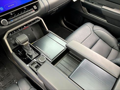 New 2026 Toyota Tundra Platinum AWD/4WD image 12