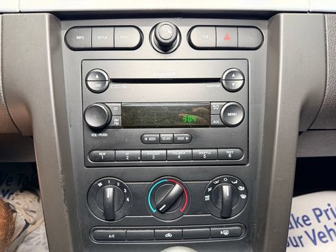 Used 2006 Ford Mustang GT RWD image 10