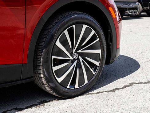 Used 2023 Volkswagen ID.4 Pro S Plus AWD/4WD image 9
