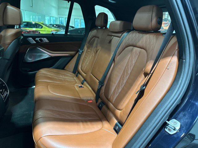 Used 2019 BMW X5 xDrive50i w/ M Sport Package AWD/4WD image 6