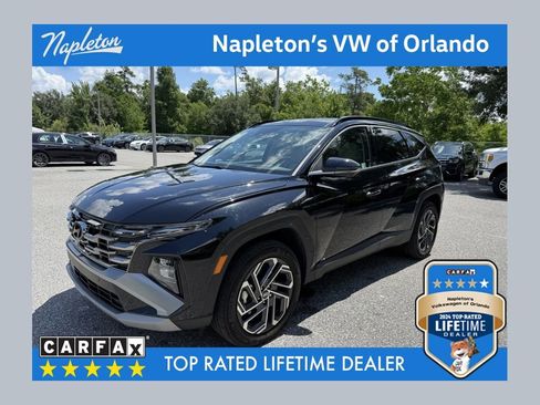 Used 2025 Hyundai Tucson Limited AWD/4WD image 1
