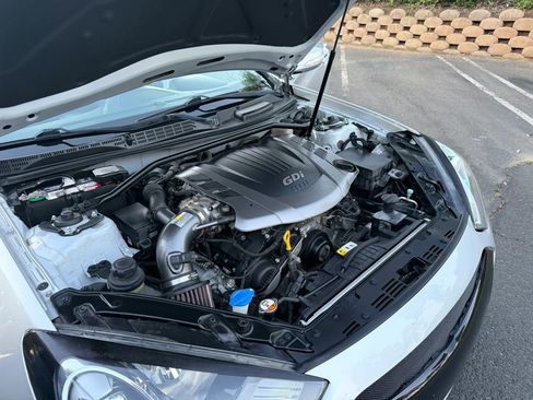 Used 2014 Hyundai Genesis 3.8 image 26