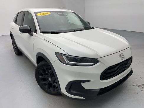 Used 2024 Honda HR-V Sport image 3