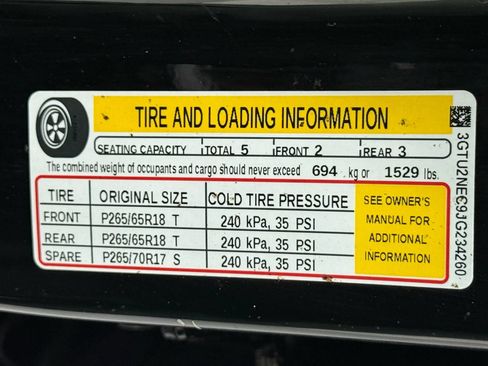 Used 2018 GMC Sierra 1500 SLT w/ All Terrain Package AWD/4WD image 57