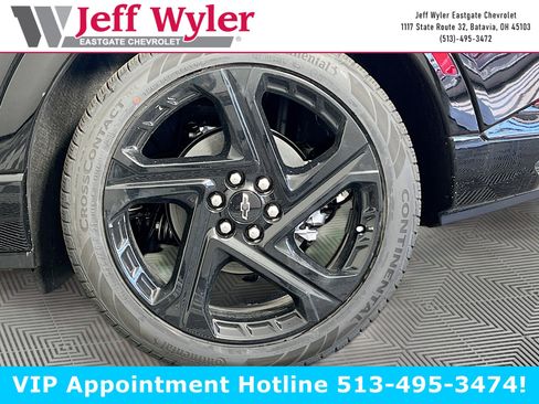 New 2025 Chevrolet Equinox EV RS image 34