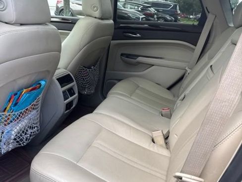 Used 2016 Cadillac SRX Luxury w/ Driver Awareness Package FWD image 8