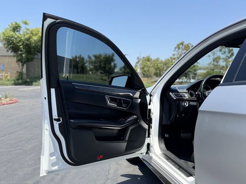 Used 2014 Mercedes-Benz E 350 Sedan image 12