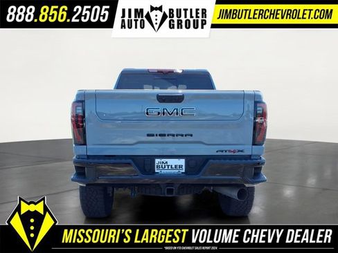 Used 2024 GMC Sierra 2500 AT4X AWD/4WD image 23