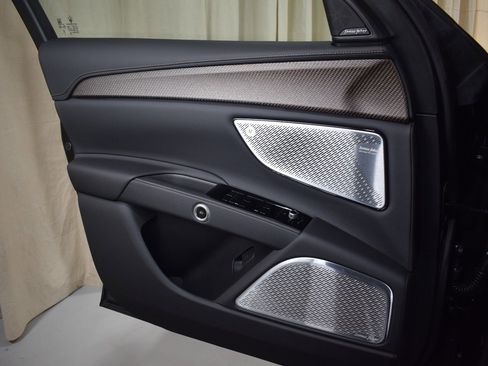 New 2025 Maserati Grecale Folgore image 41