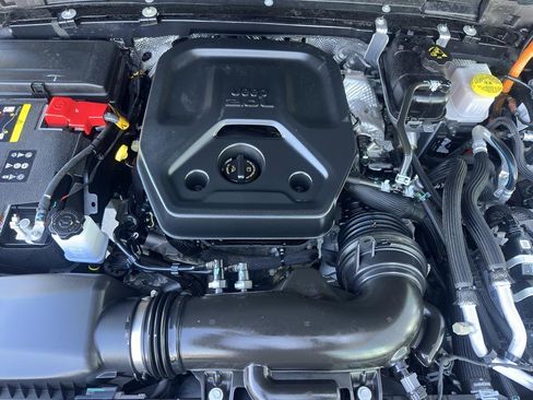 Used 2024 Jeep Wrangler High Altitude image 9