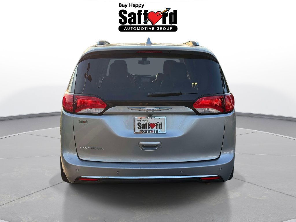 Used 2018 Chrysler Pacifica Touring-L Plus w/ Tire & Wheel Group FWD image 10