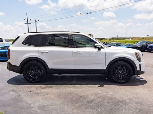 Used 2022 Kia Telluride SX w/ Nightfall Edition Package AWD/4WD image 5