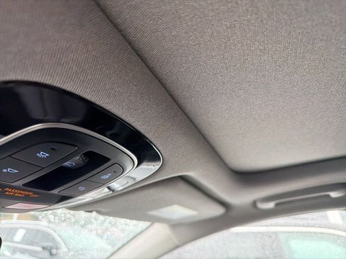 Used 2022 Hyundai Santa Fe Limited w/ Cargo Package image 7