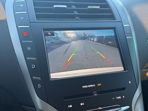 Used 2015 Lincoln MKZ w/ Equipment Group 101A Select image 19