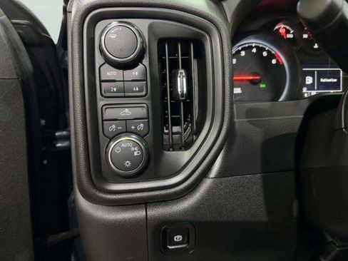 Used 2021 Chevrolet Silverado 1500 Custom Trail Boss w/ LPO, Dark Essentials Package AWD/4WD image 32