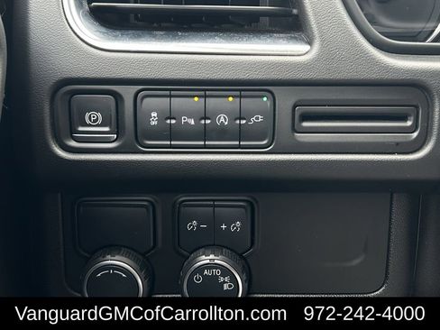 Used 2021 Chevrolet Tahoe LT image 23