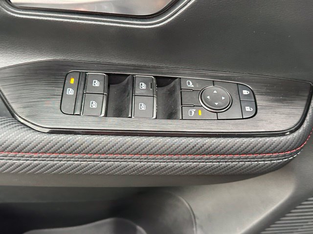 Certified 2025 Nissan Kicks SR w/ SR Premium Package AWD/4WD image 21