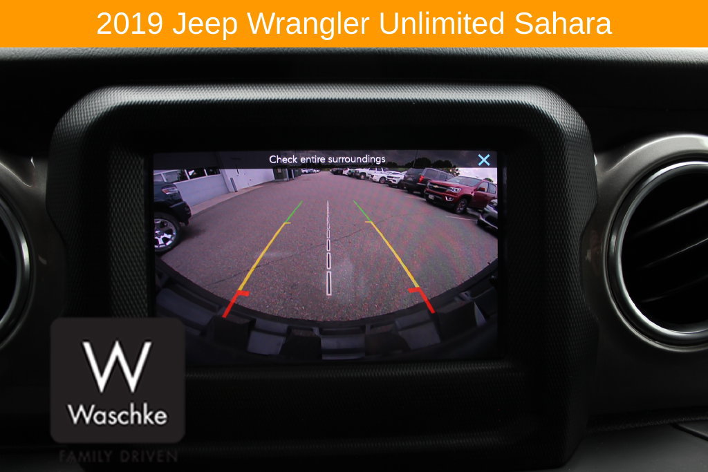Used 2019 Jeep Wrangler Unlimited Sahara AWD/4WD image 43