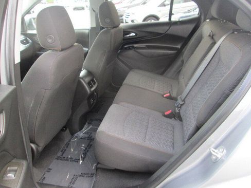 Used 2023 Chevrolet Equinox LT w/ Driver Convenience Package AWD/4WD image 11