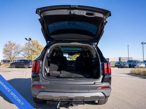 Used 2022 Kia Sorento X-Line EX image 10