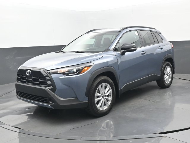 Used 2026 Toyota Corolla Cross LE w/ Moonroof Package FWD image 22