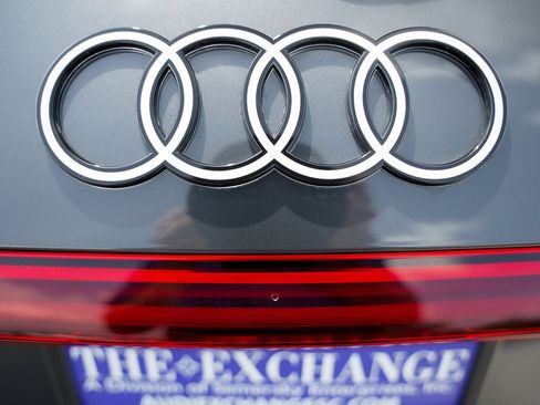 New 2025 Audi Q5 Premium Plus image 24