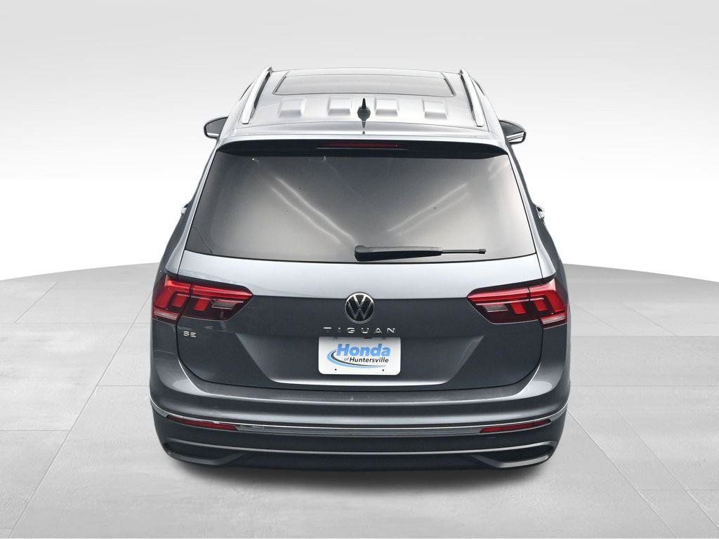 Used 2022 Volkswagen Tiguan SE FWD image 32