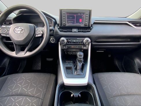 Used 2021 Toyota RAV4 XLE FWD image 15
