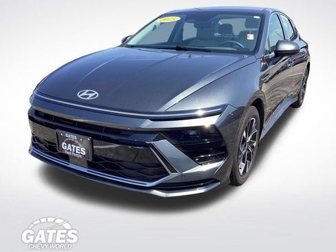 Used 2025 Hyundai Sonata SEL FWD image 5