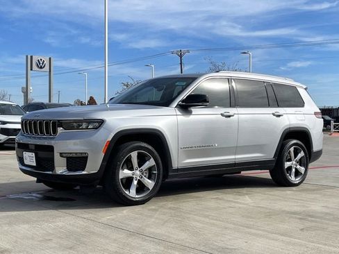 Used 2021 Jeep Grand Cherokee L Limited image 2