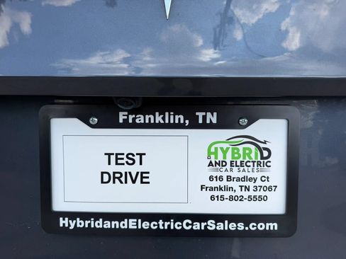 Used 2023 Tesla Model Y AWD image 5