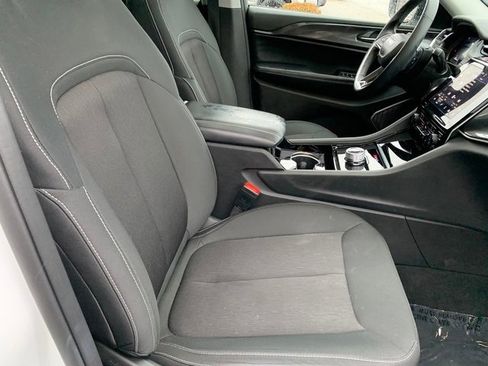 Certified 2022 Jeep Grand Cherokee L Laredo w/ Luxury Tech Group I image 12