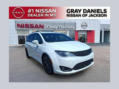 Used 2020 Chrysler Pacifica Touring-L Plus