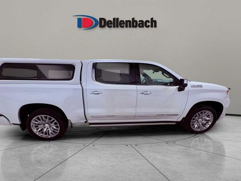 Used 2025 Chevrolet Silverado 1500 High Country AWD/4WD image 6