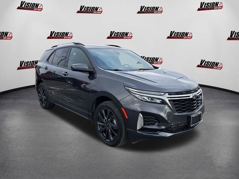 Used 2022 Chevrolet Equinox RS image 3