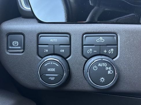 New 2026 Chevrolet Silverado 1500 LT image 28