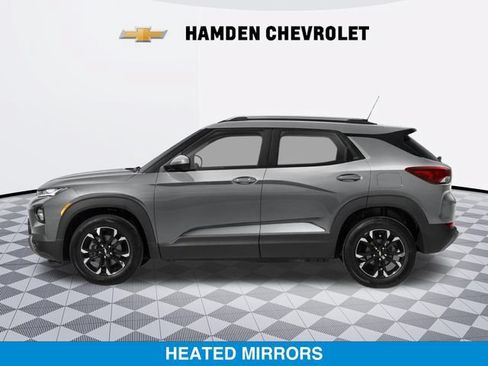 Used 2023 Chevrolet TrailBlazer LT w/ Convenience Package AWD/4WD image 3