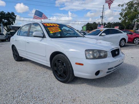 Used 2002 Hyundai Elantra GLS FWD image 1