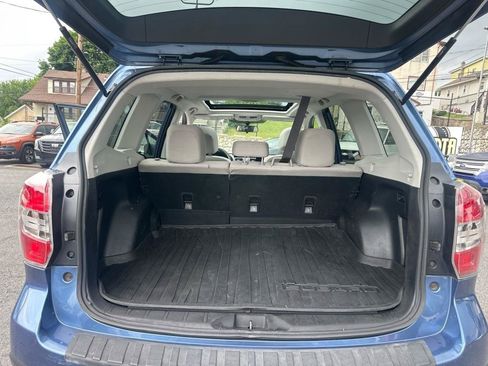 Used 2015 Subaru Forester 2.5i Premium w/ All-Weather Package AWD/4WD image 18