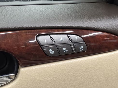 Used 2008 Buick Lucerne CXL w/ Driver Confidence Package FWD image 29