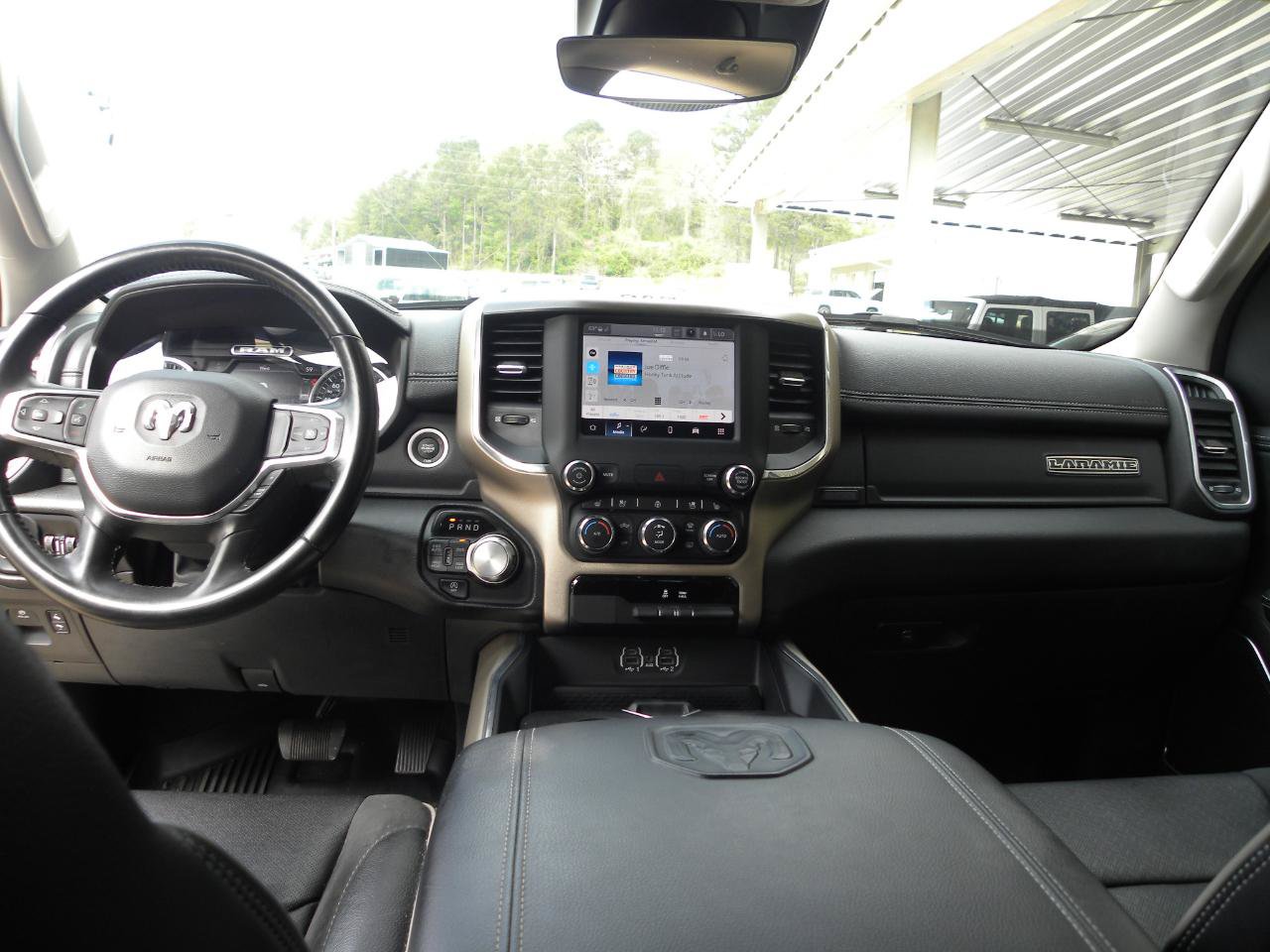 Used 2022 RAM 1500 Laramie AWD/4WD image 13