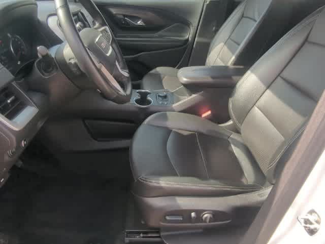 Used 2024 GMC Terrain SLT AWD/4WD image 8